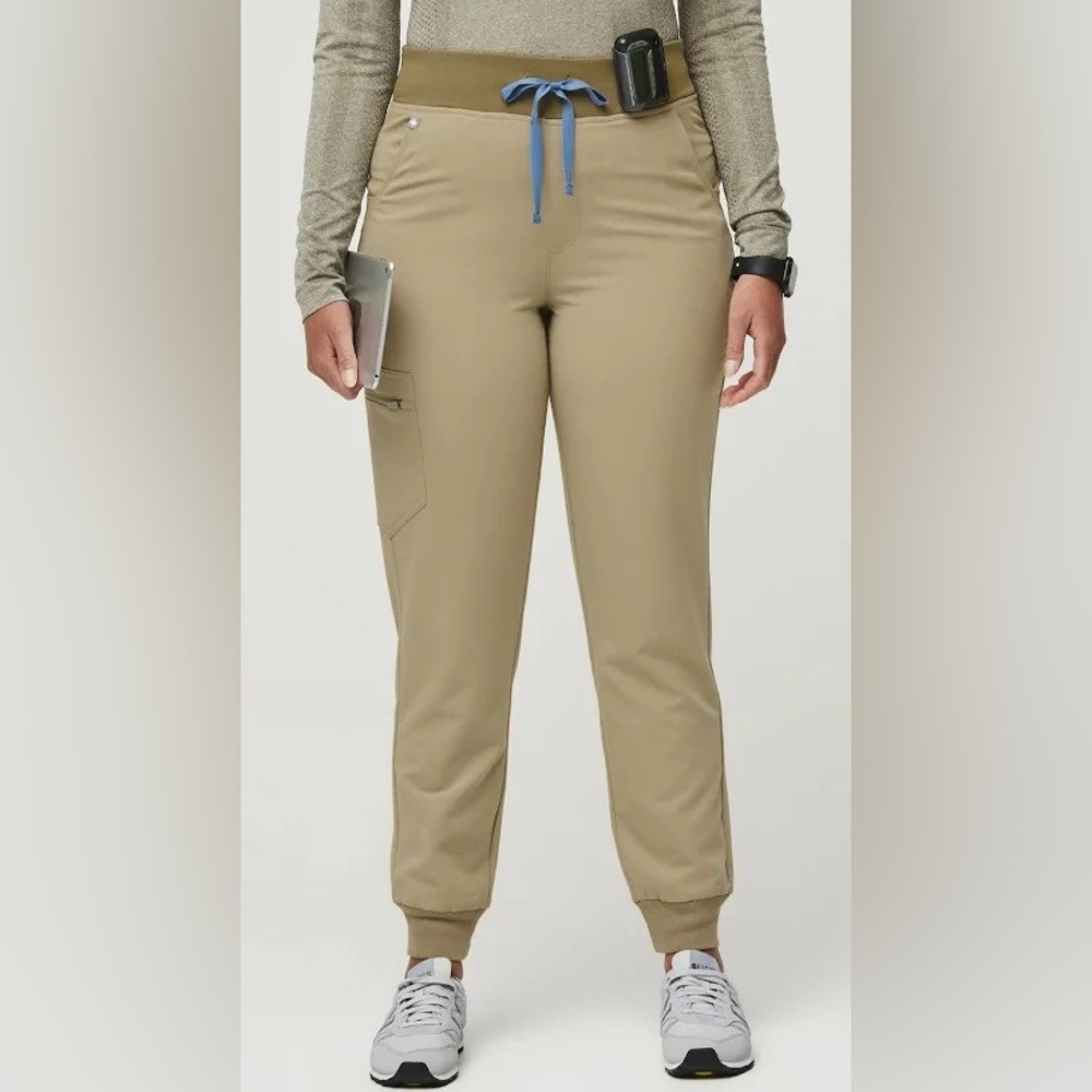 Figs high waisted Zamora, sandstone. Small petite